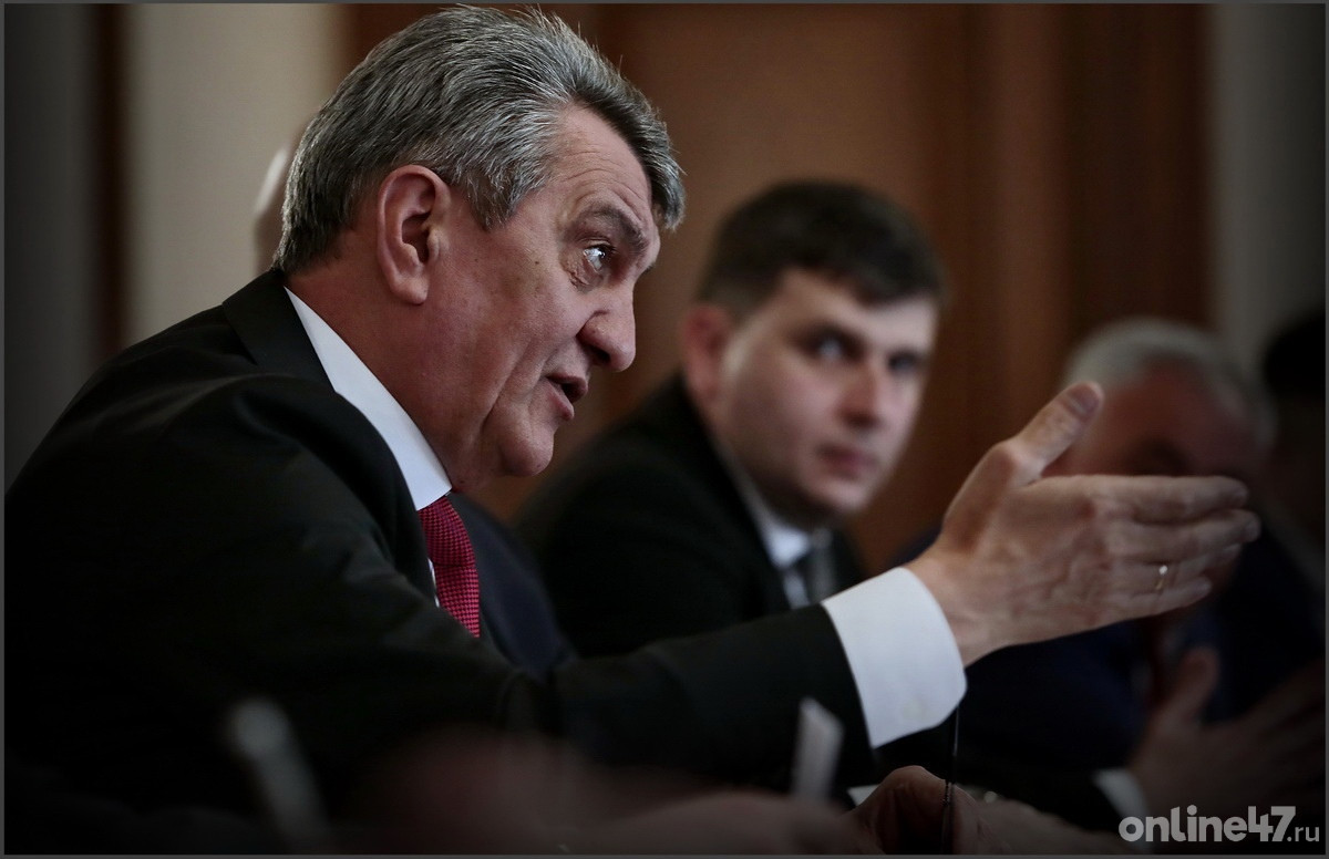 Глава Северной Осетии Сергей Меняйло во время встречи с Александром Дрозденко