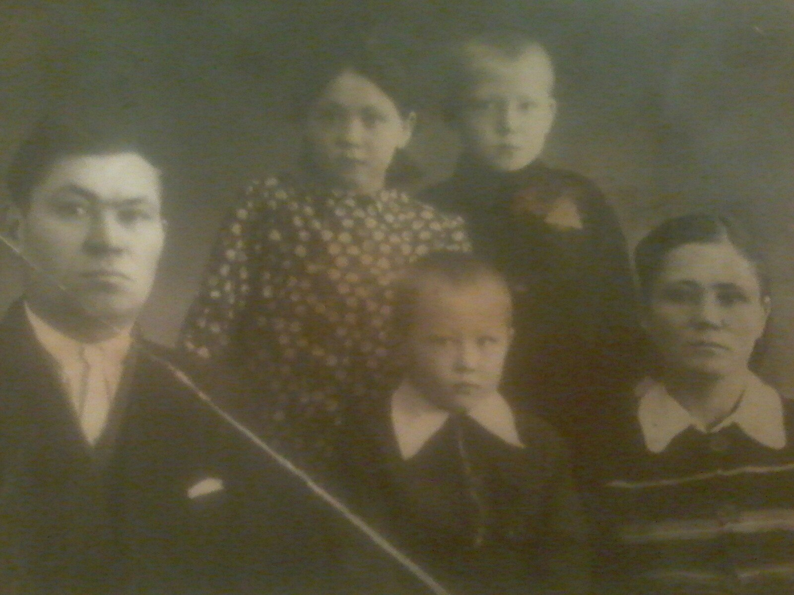 Аркадий Загребин с семьей
