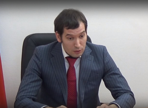 Экс-глава администрации Горбунков, а ныне местный депутат Дмитрий Фалалеев 