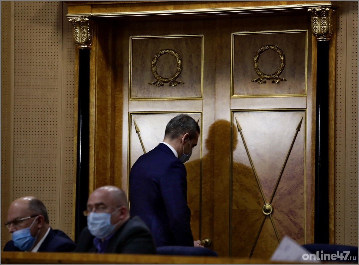 Заксобрание. Региональный парламент в первом чтении принял бюджет Ленобласти на ближайшие три года 