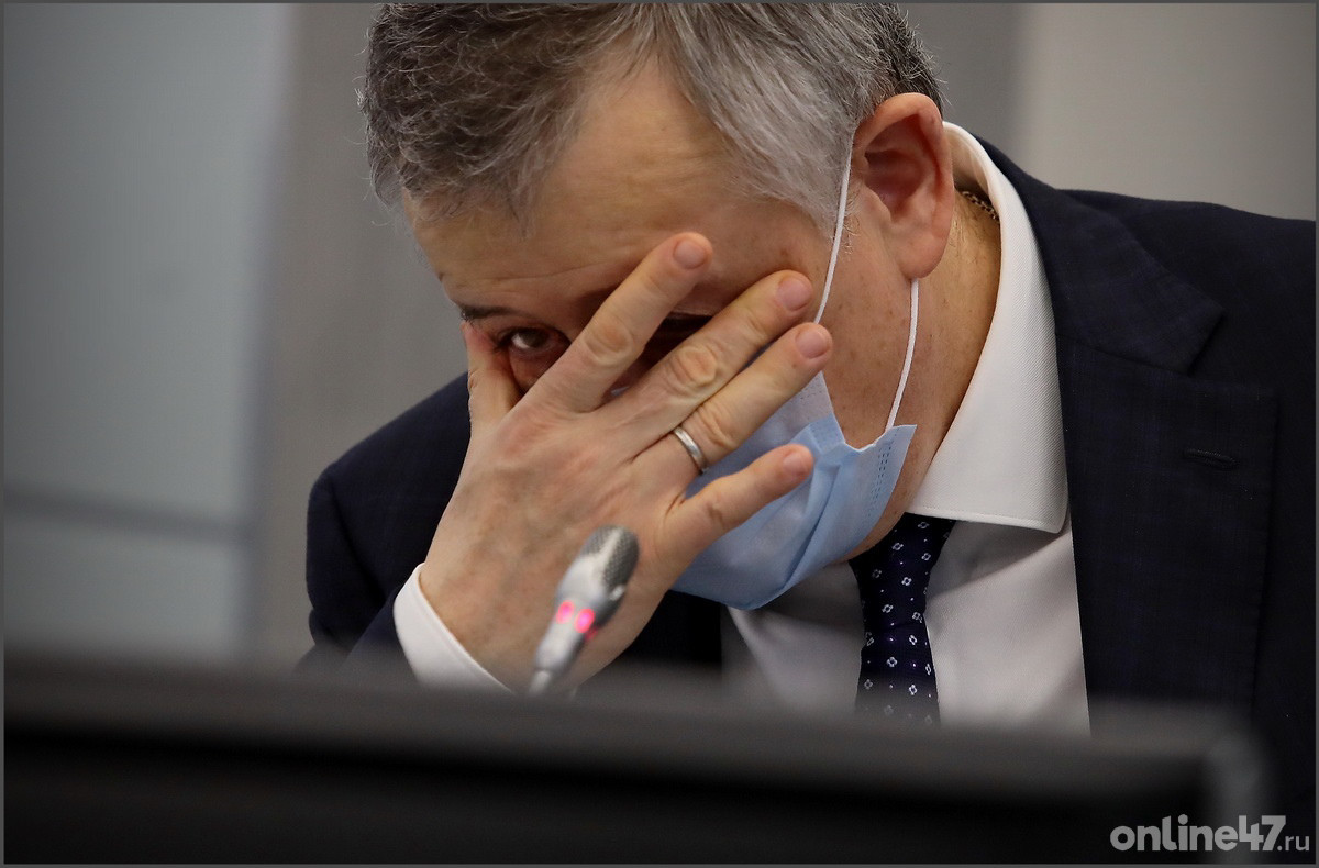 Прямая линия губернатора с жителями Ленинградской области