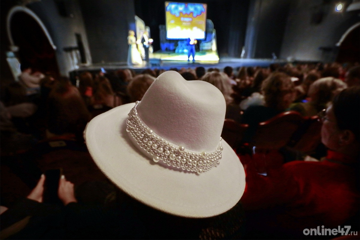 Театр на Литейном. Чествование лучших женщин-предпринимателей Ленобласти