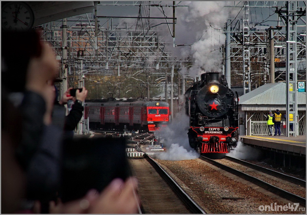 Прибытие поезда Победы на Финляндский вокзал. Фото Анастасия Илюшина