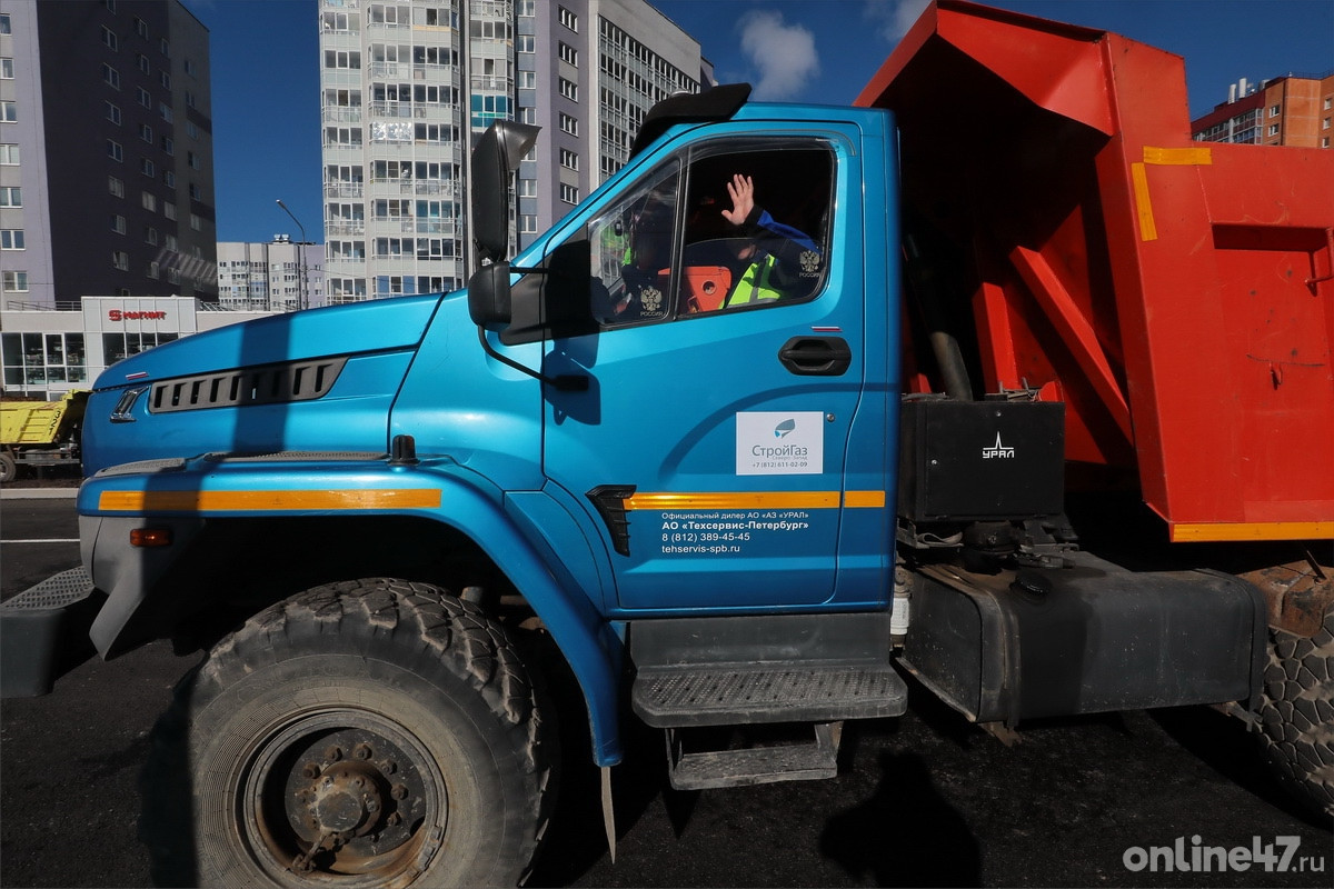 Мурино. Открытие дороги  от кольцевого пересечения до Петровского бульвара