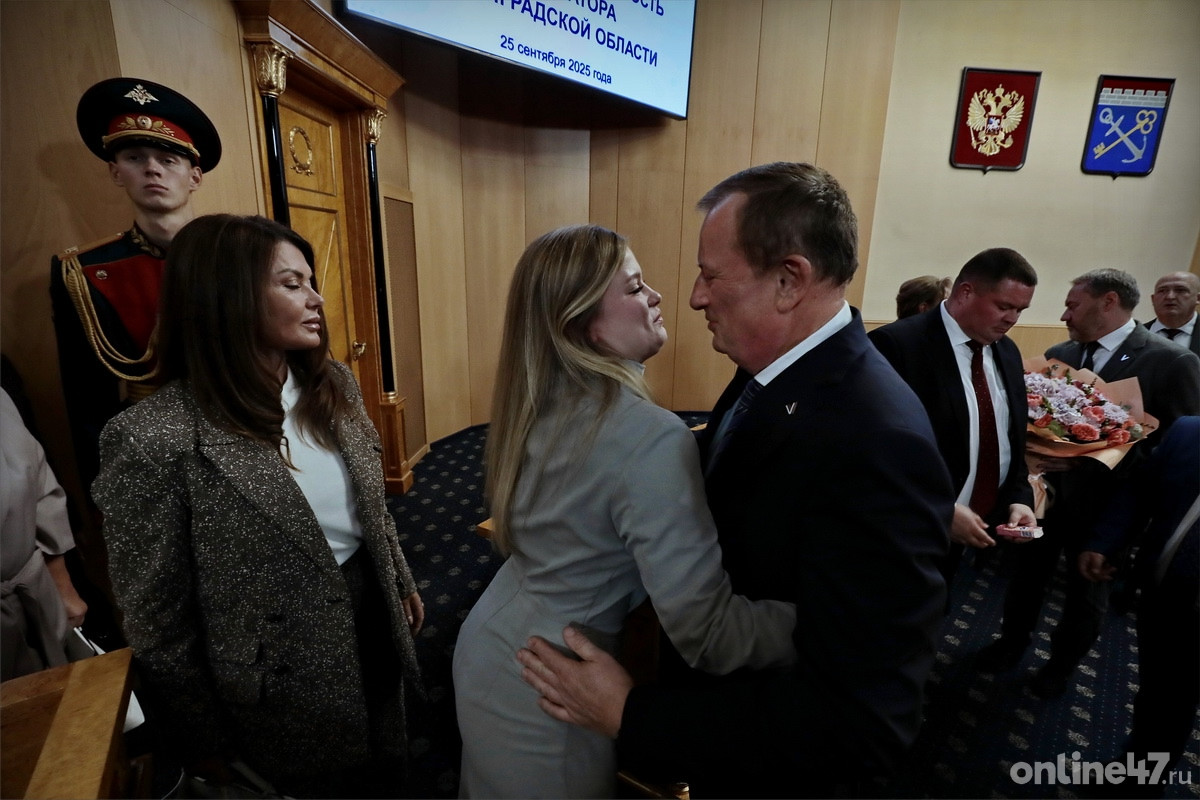 Церемония официального вступления Александра Дрозденко в должность губернатора Ленинградской области