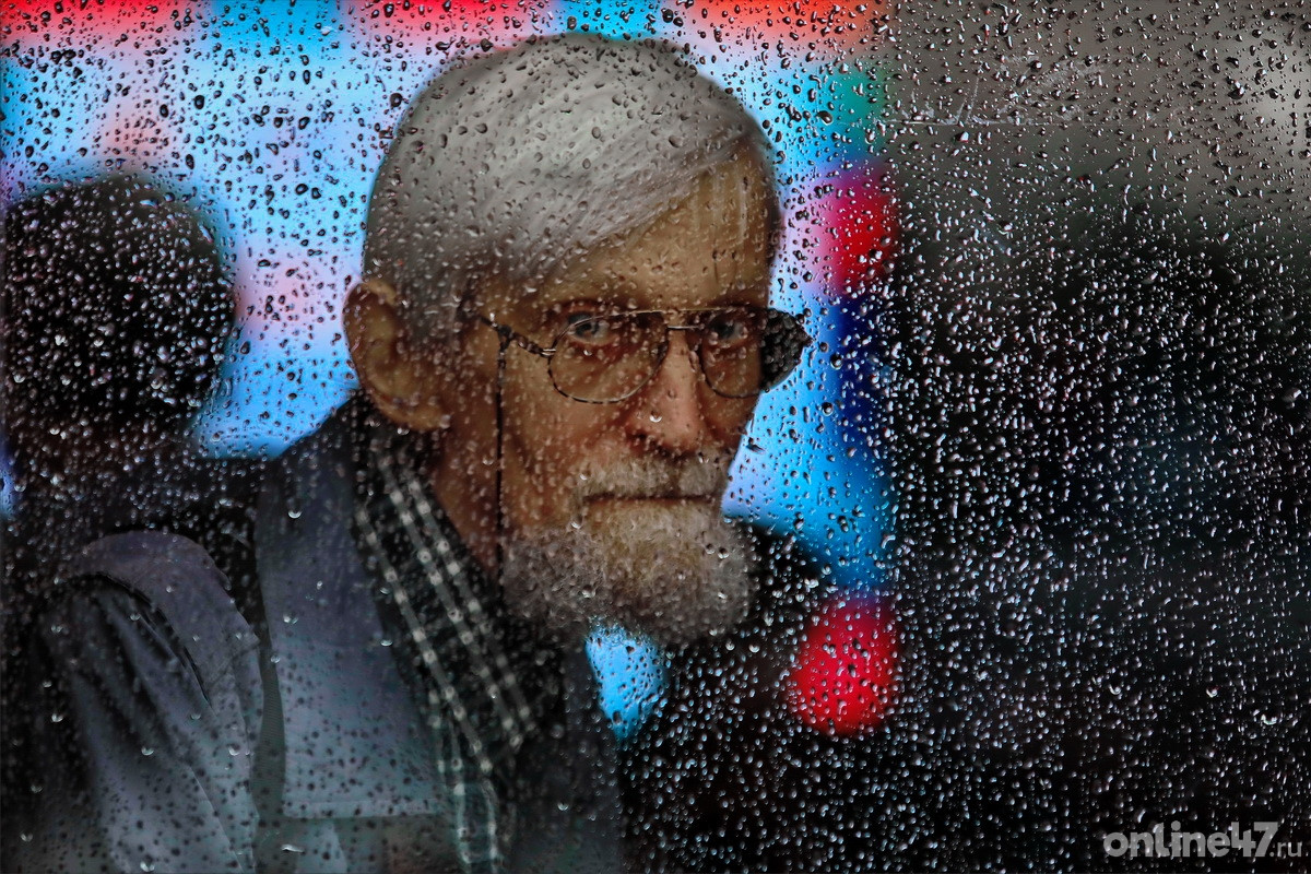 Петербургский книжный салон