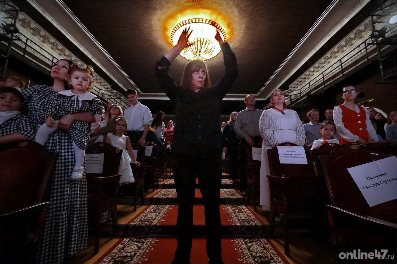 Церемония вручения региональных знаков отличия «Слава матери» и «Отцовская доблесть»