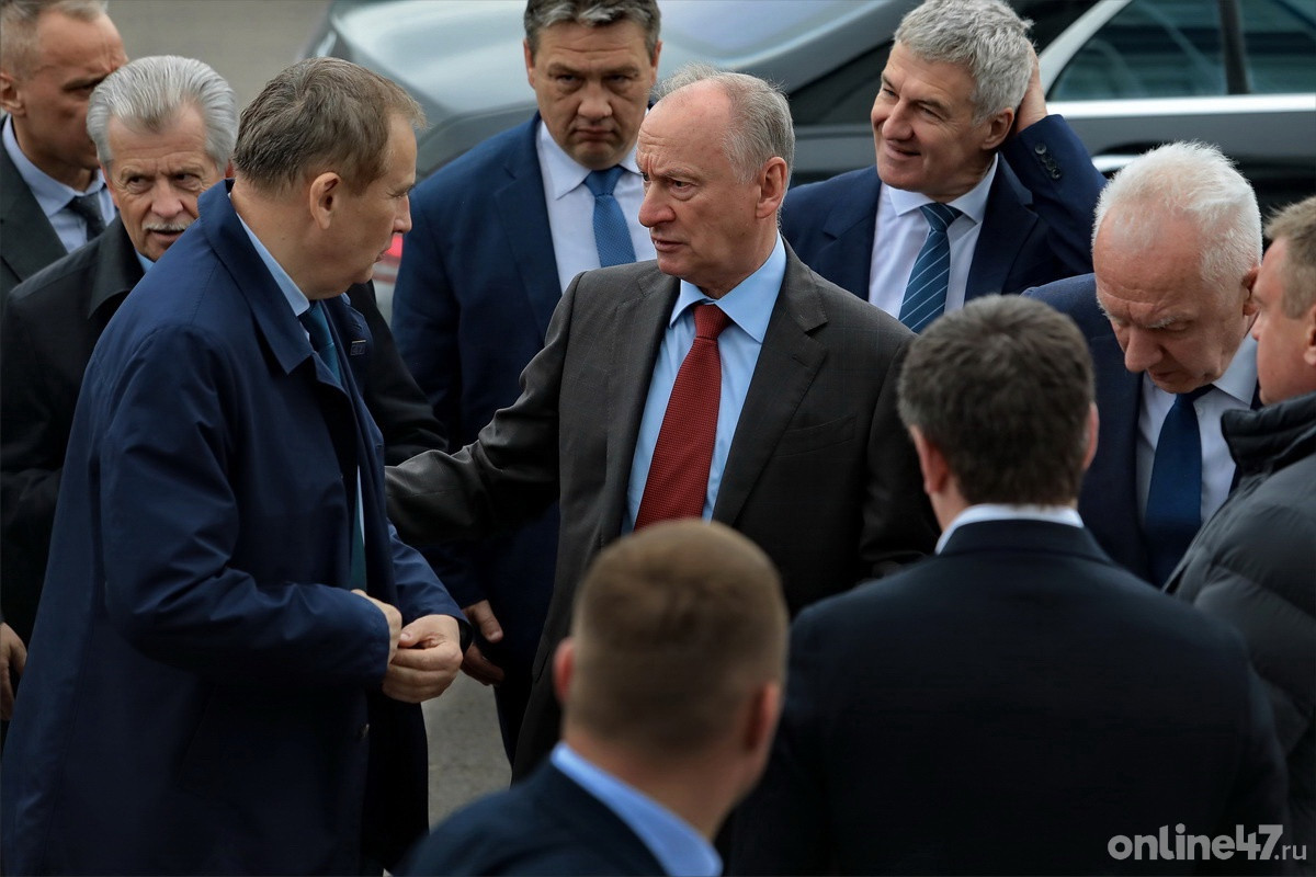 Александр Дрозденко и помощник президента РФ, председатель Морской коллегии Николай Патрушев в Усть-Луге