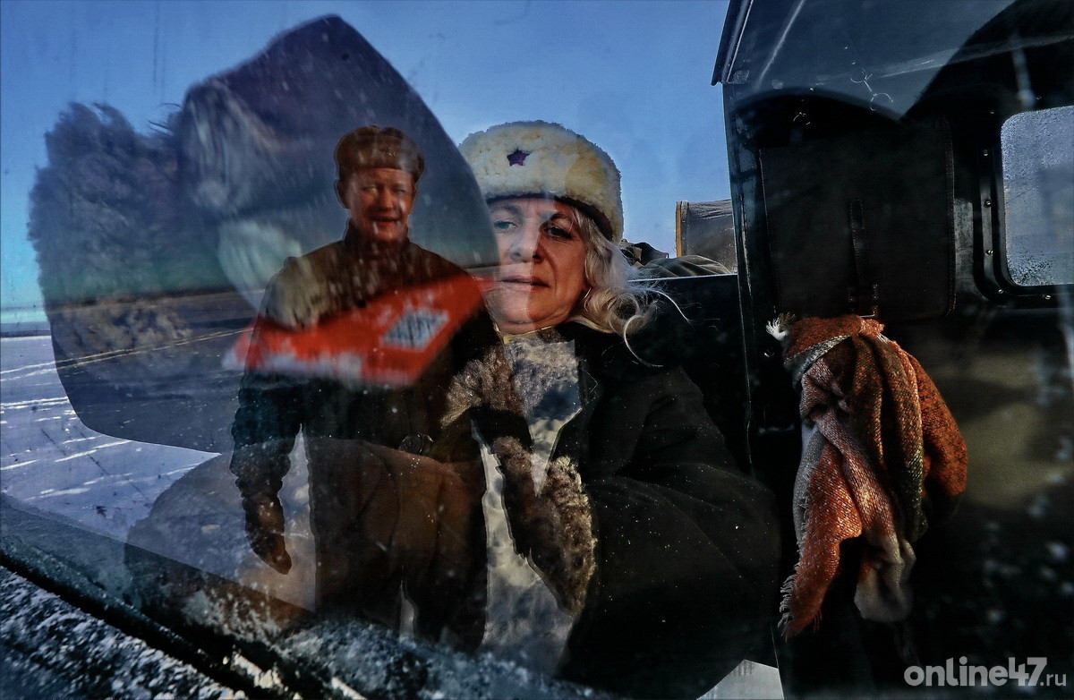 Ладожское озеро.  Первая реконструкция автопробега «Дорога жизни»