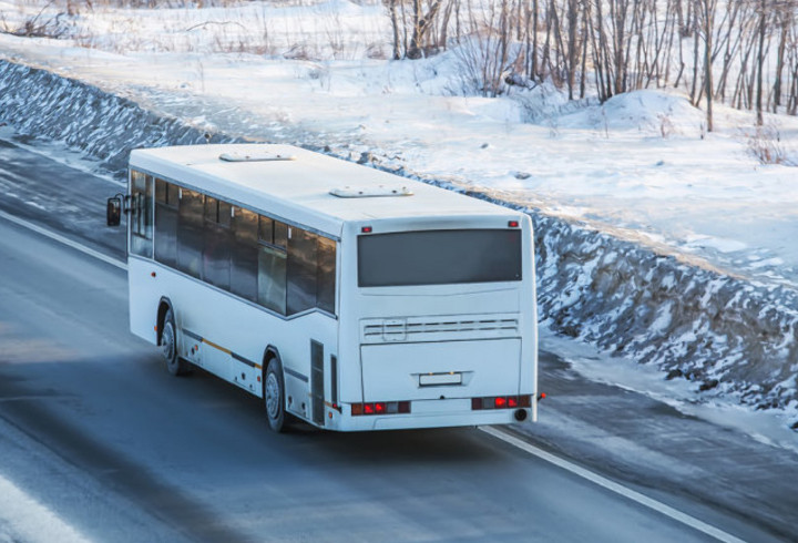 Жителям Кингисеппа напомнили о зимнем графике автобуса №53/55