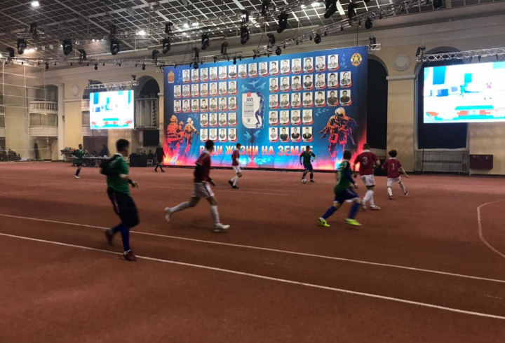 Сборная МЧС Ленобласти выступила на благотворительном турнире по мини-футболу