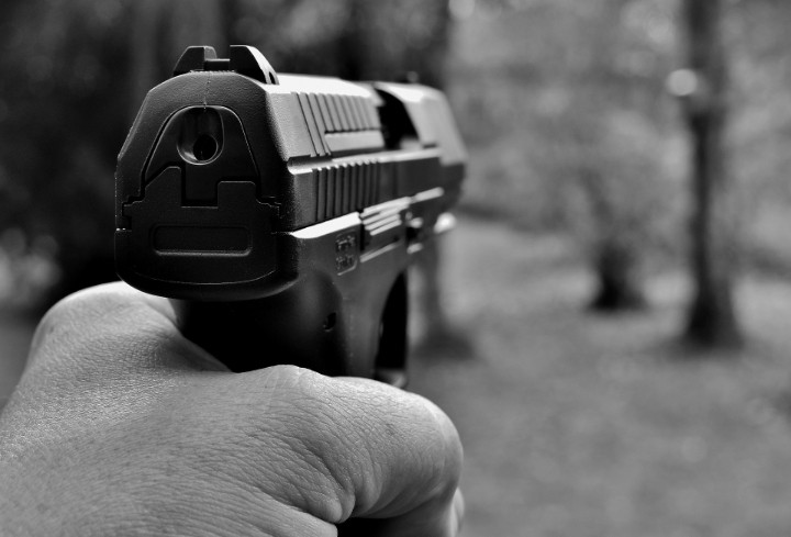 Следователи ищут свидетелей выстрела в ребёнка на детской площадке в Кингисеппе