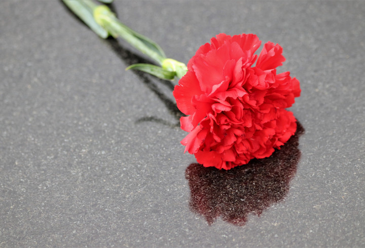 В Бокситогорске следователи возложили цветы к мемориалам в память о погибших в годы ВОВ