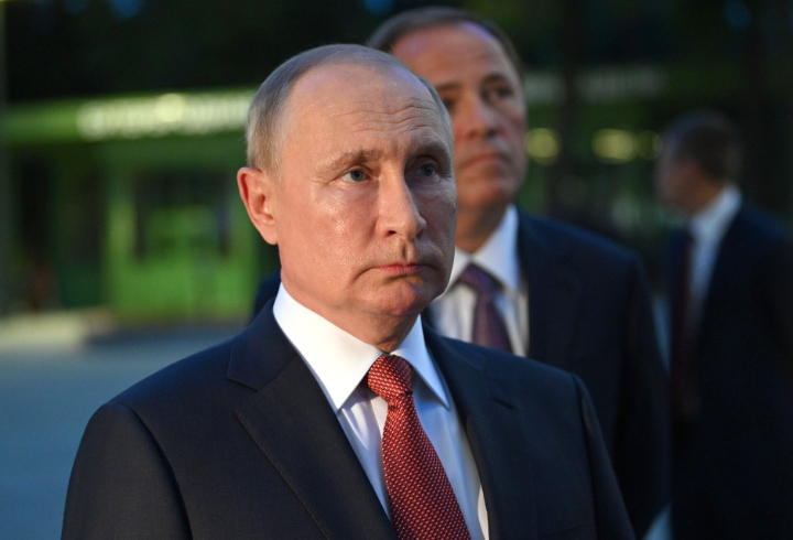 Путин В Профиль Фото