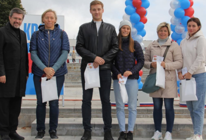 В Киришах состоялось торжественное вручение знаков ГТО и удостоверений