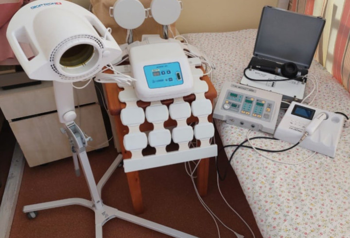 В Киришскую больницу поступило новое оборудование для физиотерапии