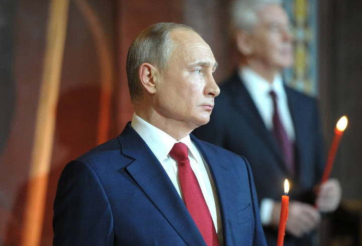 Песков сообщил о намерении Путина посетить пасхальную службу