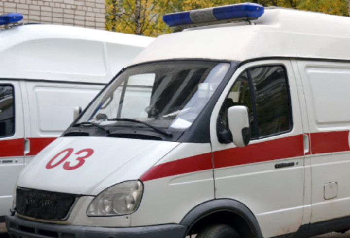 Восьмилетний житель Янино попал под колеса иномарки в Петербурге