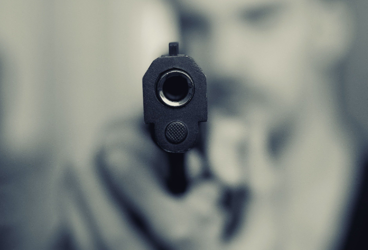 Гранатометчик подстрелил 15-летнего школьника в компьютерном клубе Выборга