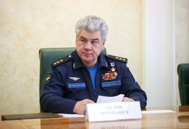 Глава комитета Совфеда по обороне и безопасности Виктор Бондарев изъявил желание участвовать в СВО
