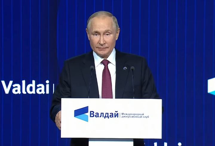 Владимир Путин напомнил о проблемах экологии и последствиях климатических изменений
