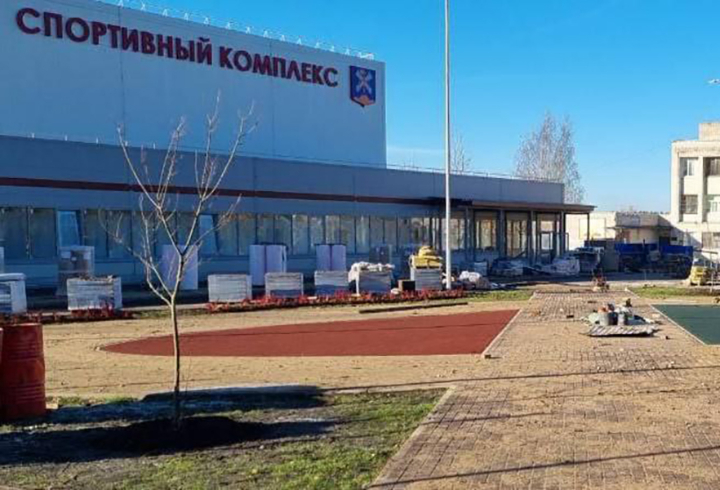 В Каменногорске завершают строительство спорткомплекса