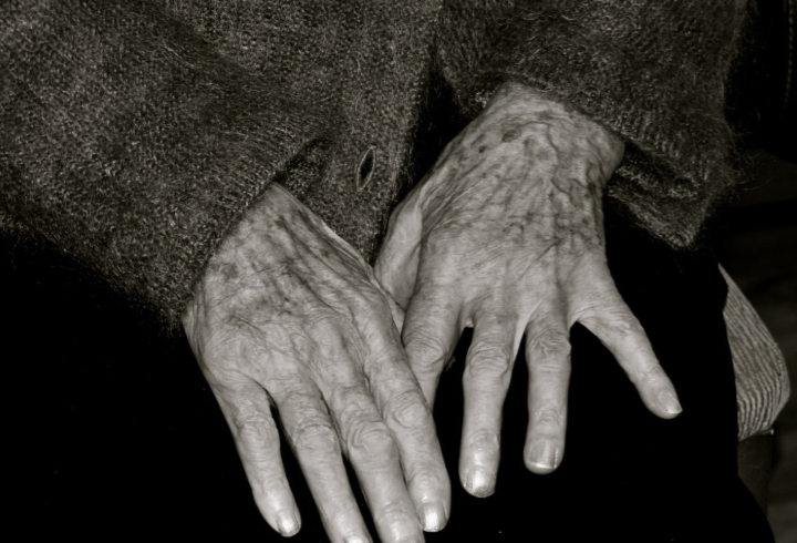 В Петербурге 76-летняя пенсионерка замерзла насмерть при загадочных обстоятельствах