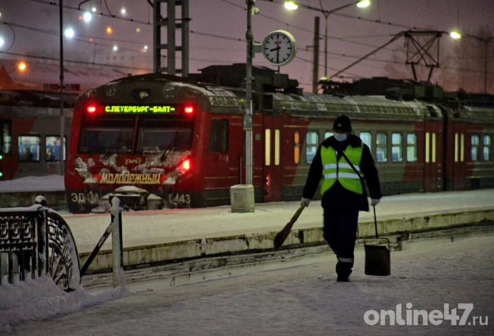 Электрички Петербурга и Ленобласти перевезли 1,3 млн пассажиров в новогодние праздники