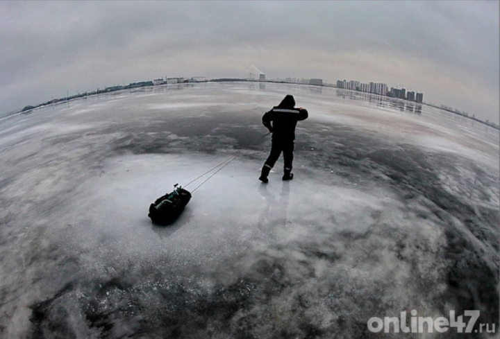 Названо число нарушителей запрета о выходе на лед в Петербурге