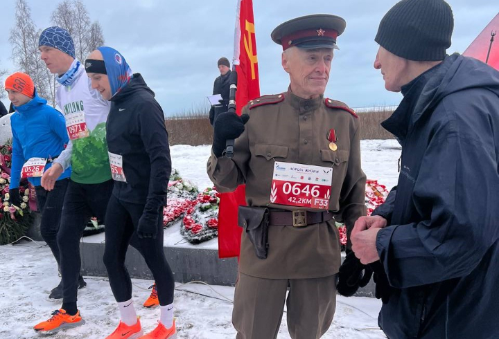 Участие в марафоне «Дорога жизни» в Ленобласти принял 91-летний блокадник