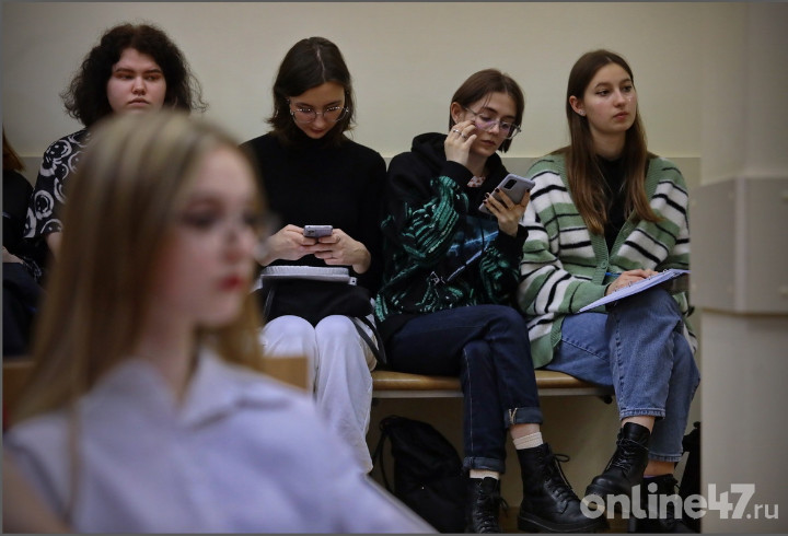 Студентов из Ленобласти пригласили к участию в «Марафоне цифровых кафедр»