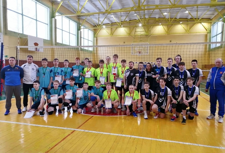 Юные волейболисты из Ленобласти вышли в финал «Серебряного мяча»