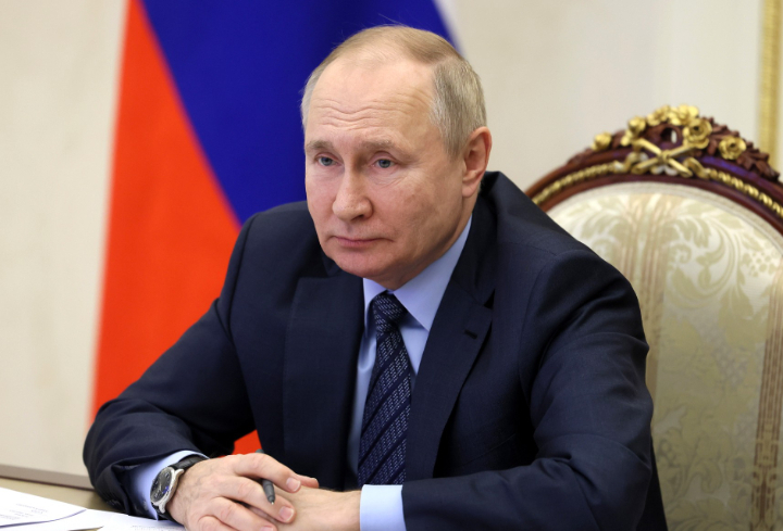 Владимир Путин наградил орденом Мужества главу администрации Шебекинского городского округа