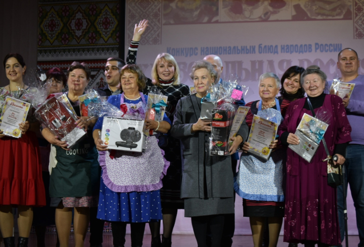 Фестиваль «Хлебосольная Россия» состоялся в Коммунаре