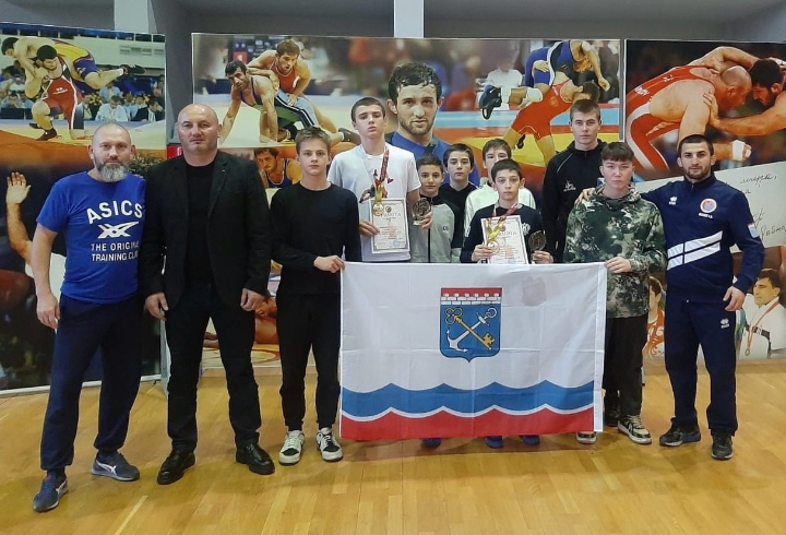 Всеволожские борцы стали призерами турнира памяти Бесика Кудухова в Южной Осетии
