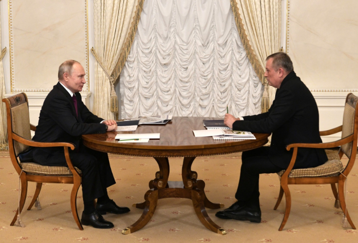 Владимир Путин провел рабочую встречу с Александром Дрозденко