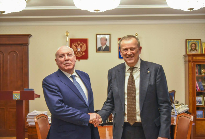 Александр Дрозденко и Дмитрий Мезенцев обсудили вопросы взаимодействия Ленобласти и Белоруссии