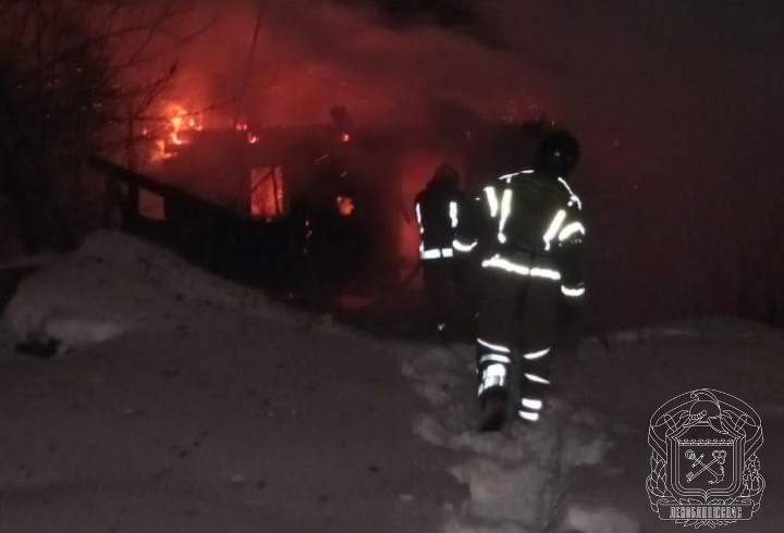 Сотрудники «Леноблпожспаса» за сутки приняли участие в тушении девяти возгораний