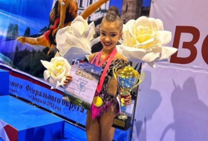 Гимнастка из Гатчины выиграла три золотые медали на Кубке Алины Кабаевой
