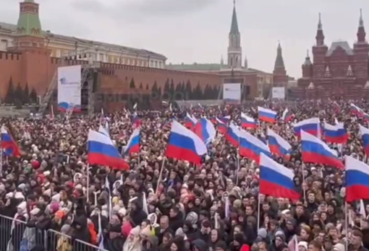 На Красной площади проходит митинг-концерт в честь десятилетия воссоединения Крыма с Россией