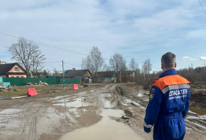 Спасатели провели мониторинг паводковой обстановки в Тосно