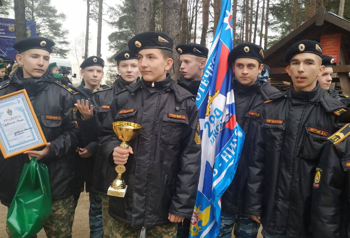 Школьники из Кингисеппа завоевали серебро на слете «Юных друзей пограничников»