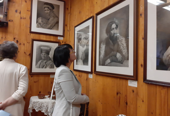 Выставка музея Василия Поленова из цикла «Лики России» открылась в Лодейном Поле