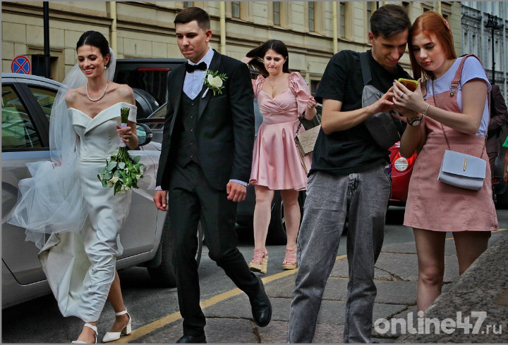 Влюбленные из Ленобласти поженились на выставке «Россия» в Москве