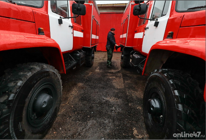 За неделю спасатели и пожарные 84 раза приходили на помощь жителям Ленобласти