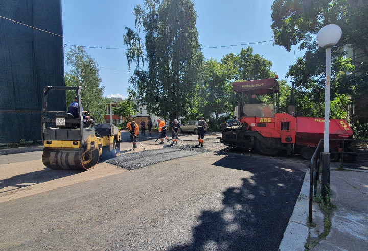 Дороги по пяти улицам обновят в Выборге до 10 августа