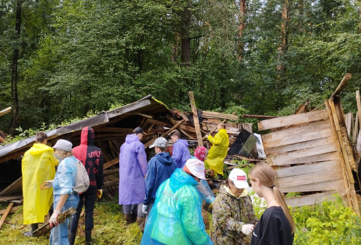 На территории заказника «Раковые озера» завершилась вторая смена экологического лагеря для подростков