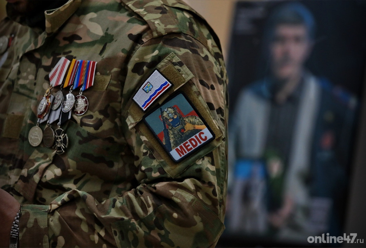 Трудоустройство, переобучение, бизнес: как в Ленобласти работает «социальный лифт» для участников СВО