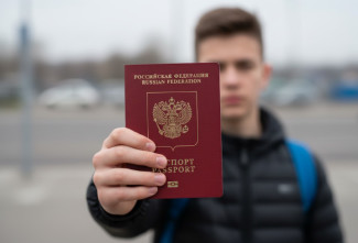Новый порядок выезда за границу: зачем ребенку загранпаспорт и как его оформить