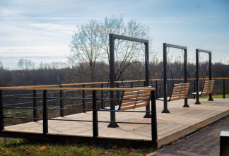 Октябрьскую  набережную в городе Никольское благоустроили в рамках нацпроекта